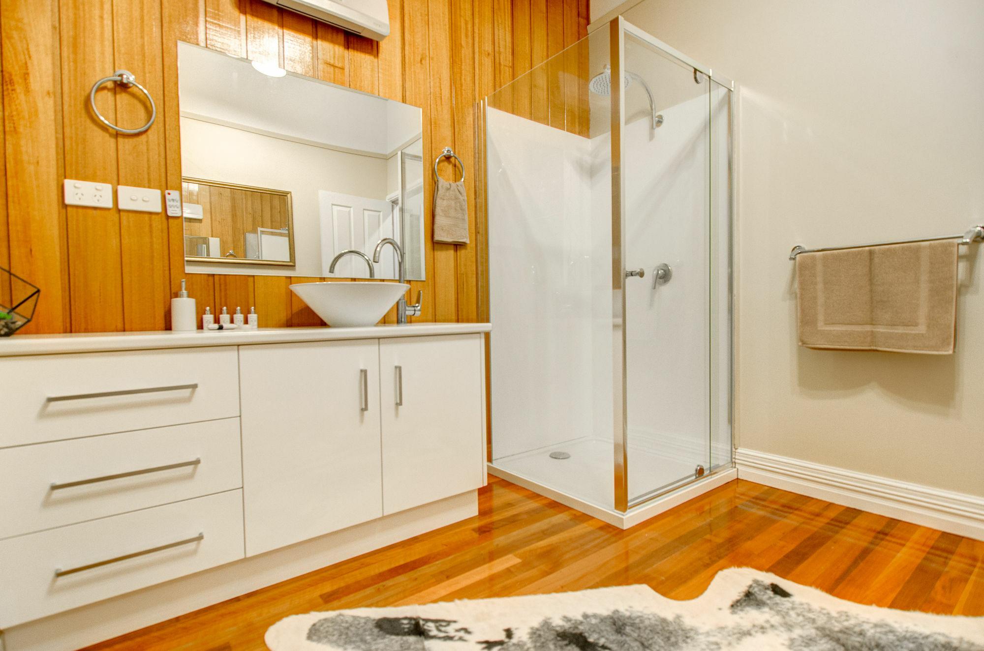 Ashcroft Apartment Λόντσεστον Εξωτερικό φωτογραφία