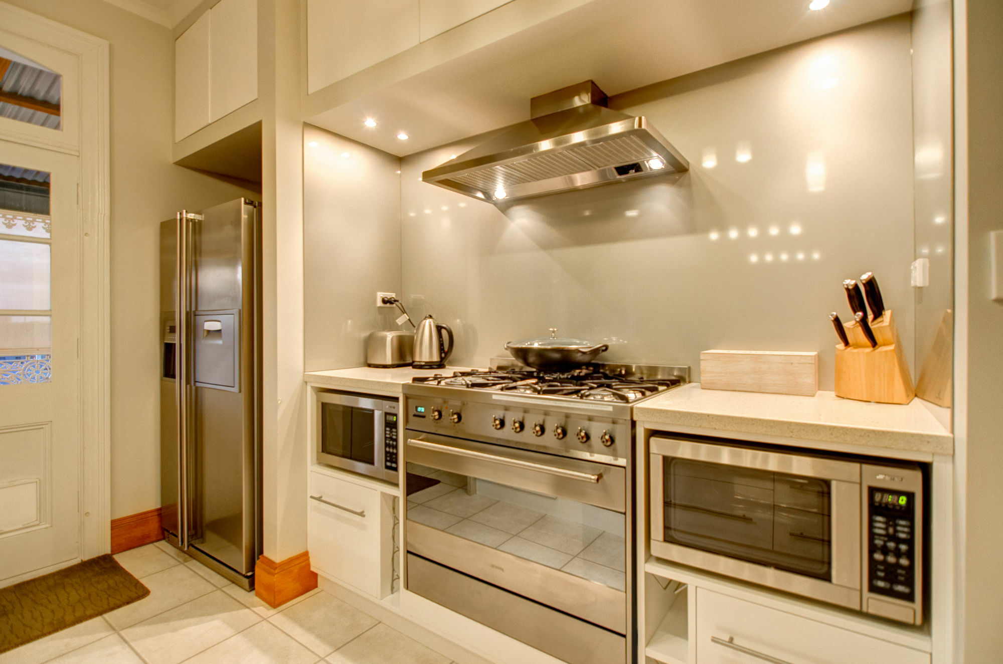 Ashcroft Apartment Λόντσεστον Εξωτερικό φωτογραφία