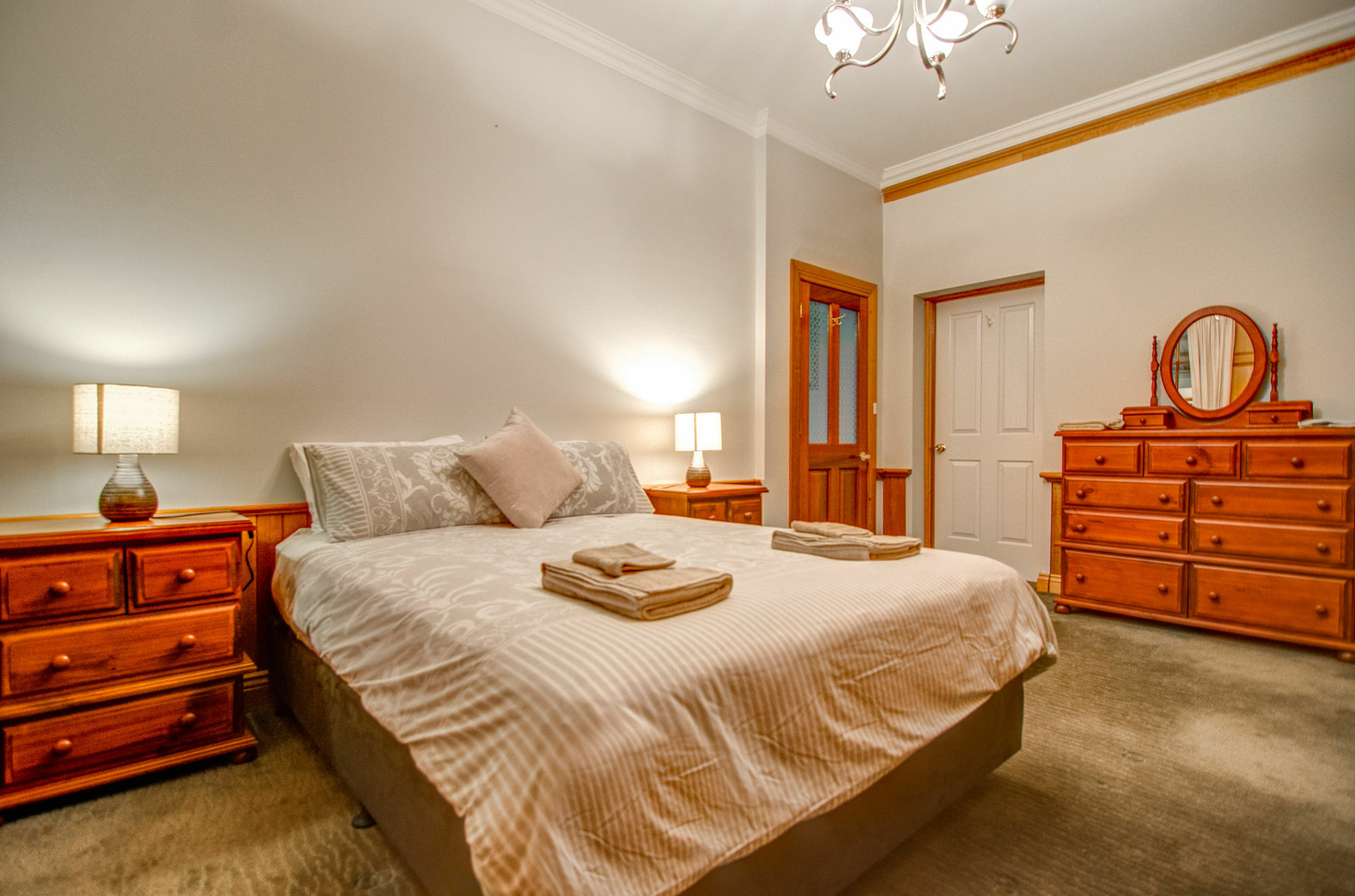 Ashcroft Apartment Λόντσεστον Εξωτερικό φωτογραφία